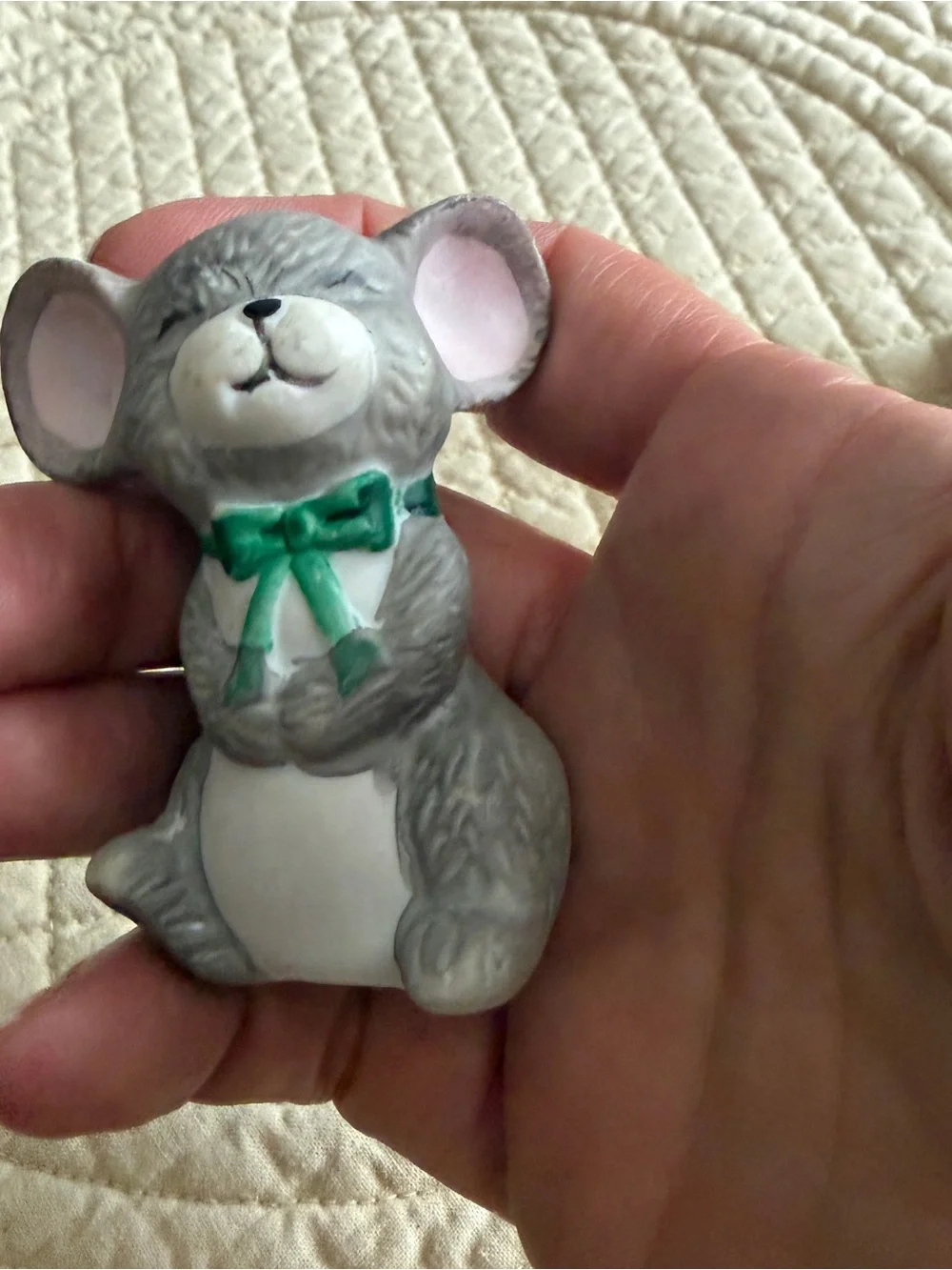 Vintage Ceramic Christmas Mouse salt and pepper shakers